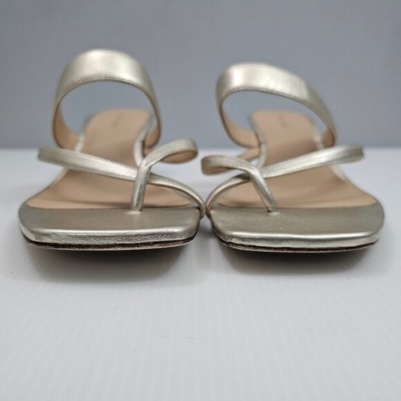 Veronica Beard Alanis Sandal Womens 10 Platinum Metallic Leather Thong Heels - Picture 6 of 16